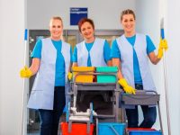 funcionarios-de-condominio